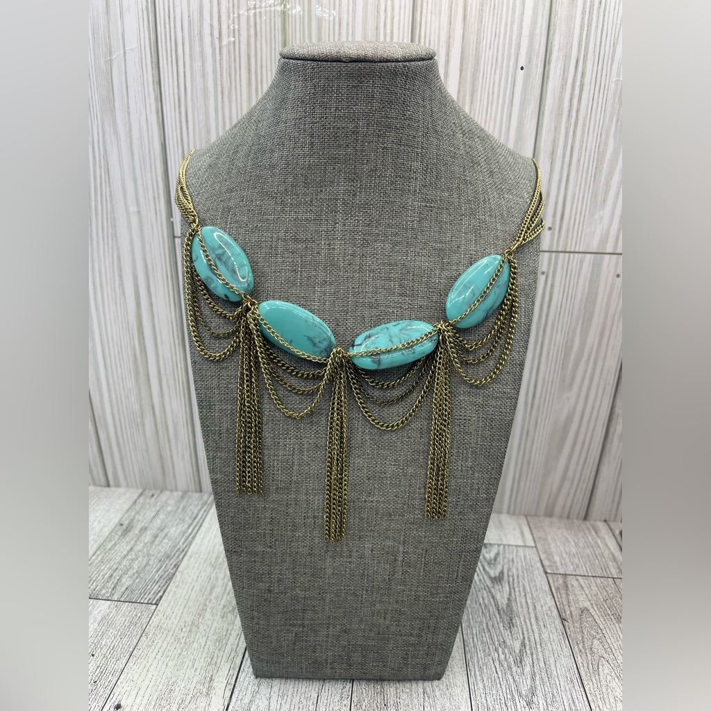Laila Rowe Antique Gold Chain Link Faux Large Turquoise Wrapped Bead Necklace 20$
